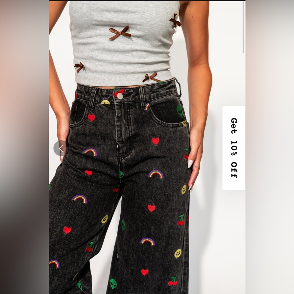 Rare Embroidered Wide Leg Denim in Happy Thoughts
jeans